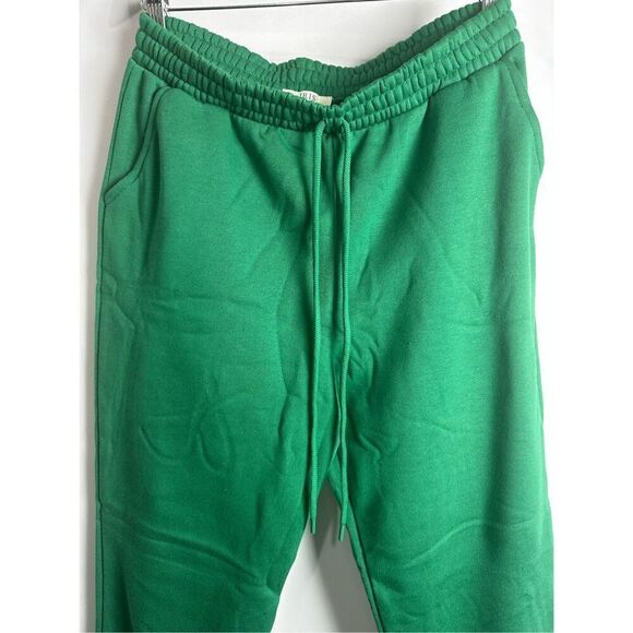 Green Jogger Set - Picture 8 of 11